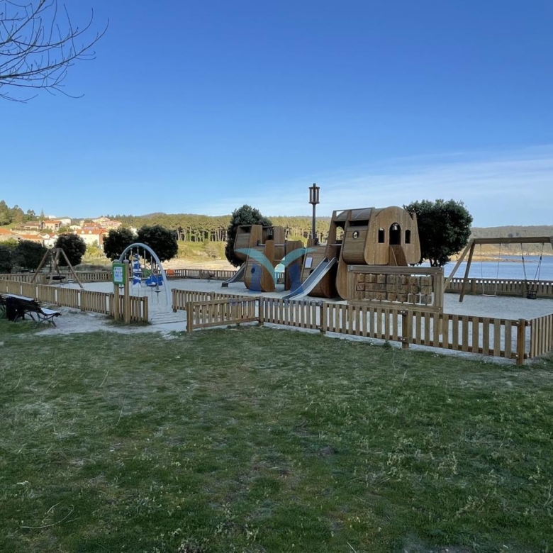 Casa a solo 50 metros de la playa en Sardiñeiro – Fisterra