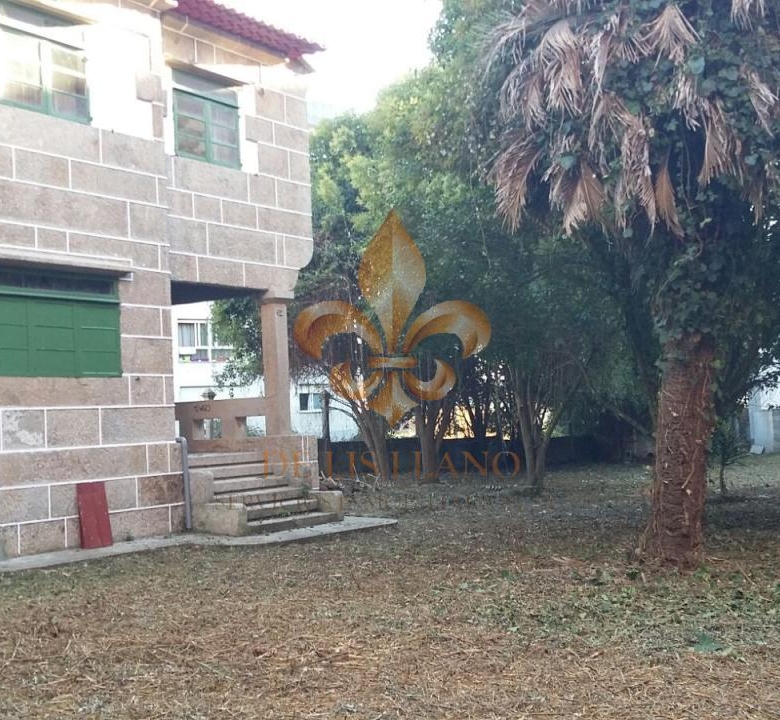 Venta de chalet en Sanjurjo Badia – Vigo