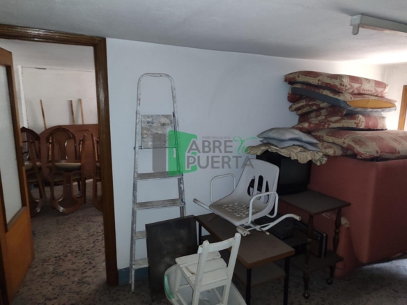 LOCAL, SOTANO Y ENTREPISO