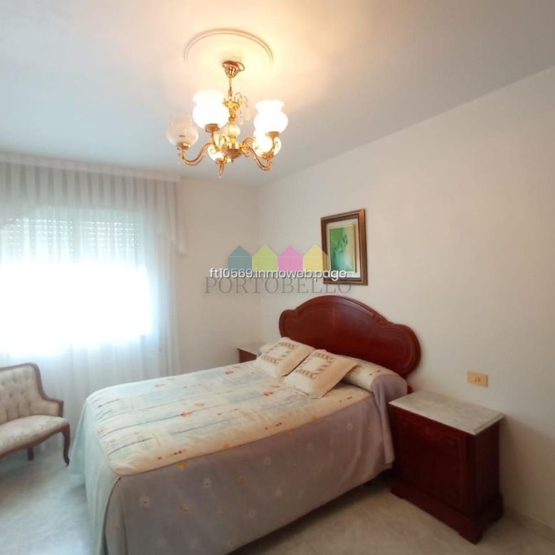 CASA EN RIAS ALTAS, BARES