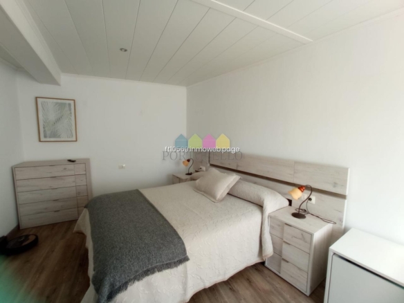 CASA EN RIAS ALTAS, BARES