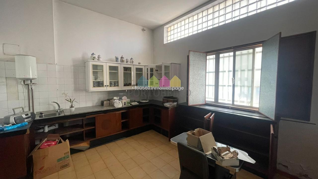 177565822292800029104_177209847900 Se alquila local en Narón