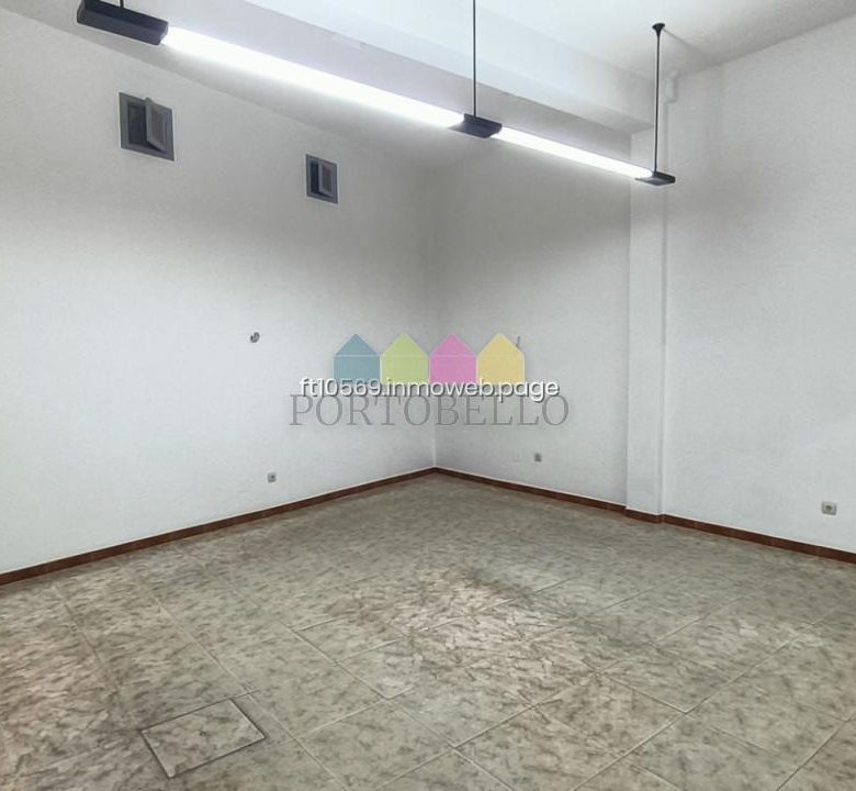 LOCAL COMERCIAL EN CALLE VENEZUELA