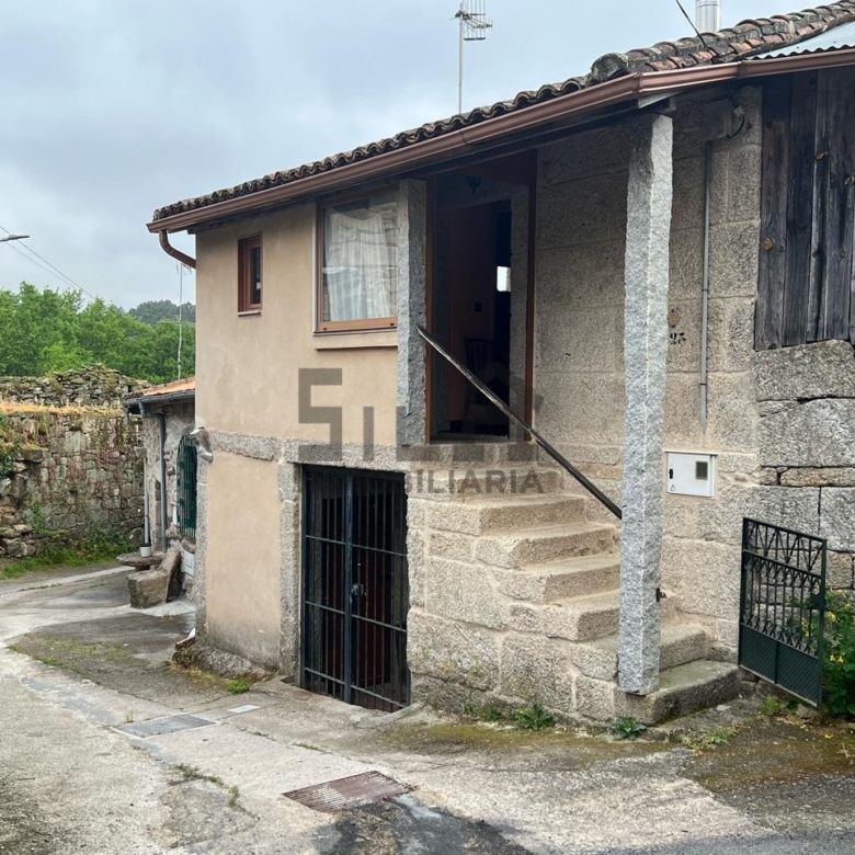 VENTA CASA EN AMOEIRO