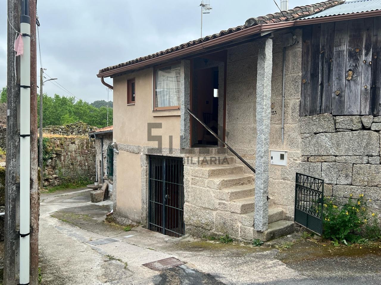 177574980914900044414_177574674836 VENTA CASA EN AMOEIRO