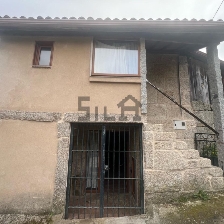 VENTA CASA EN AMOEIRO