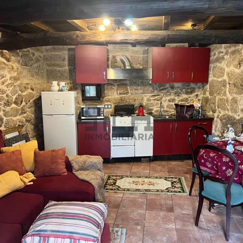 VENTA CASA EN AMOEIRO
