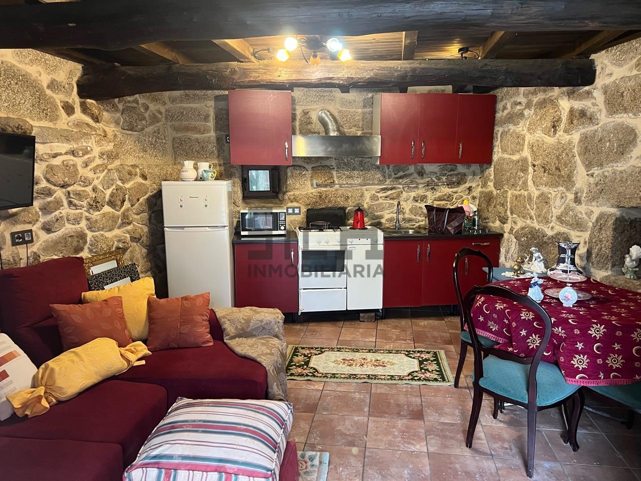 177574981155700044414_177574880599 VENTA CASA EN AMOEIRO