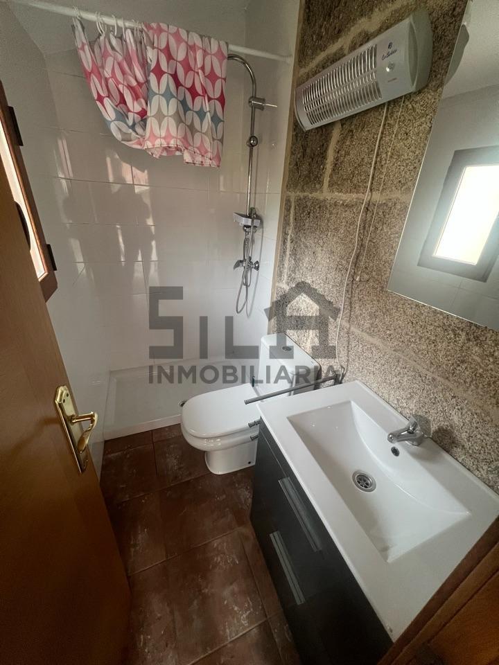 177574981432300044414_177574880716 VENTA CASA EN AMOEIRO