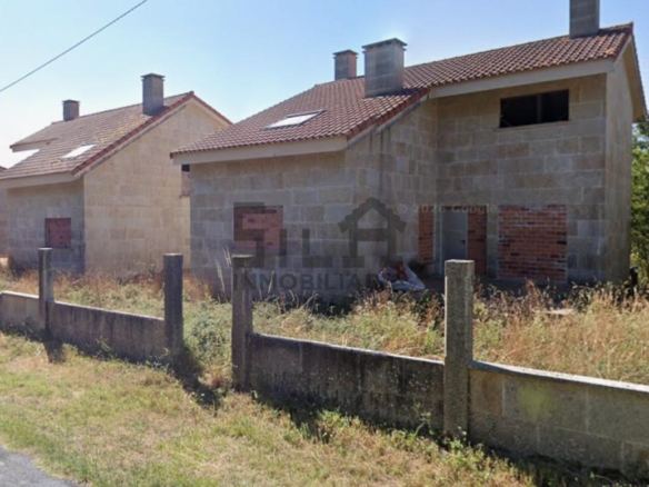 VENTA CHALETS EN PEREIRO DE AGUIAR