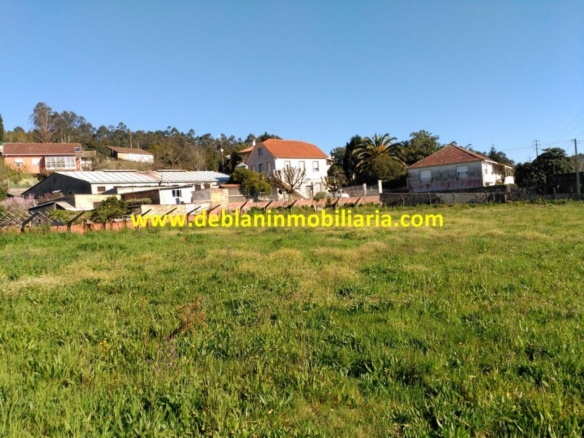 TERRENO EDIFICABLE  DE 3.816 M2, A 5 MINUTOS DEL CENTRO