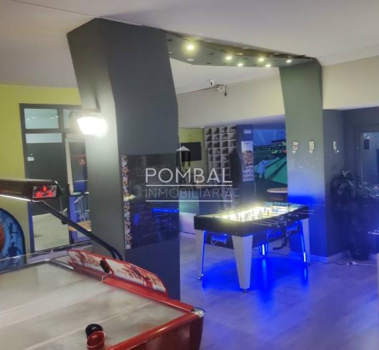 TRASPASO DE LOCAL, con Licencia de PUB