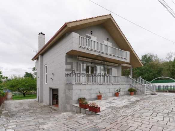 VENTA CHALET EN TABOADELA