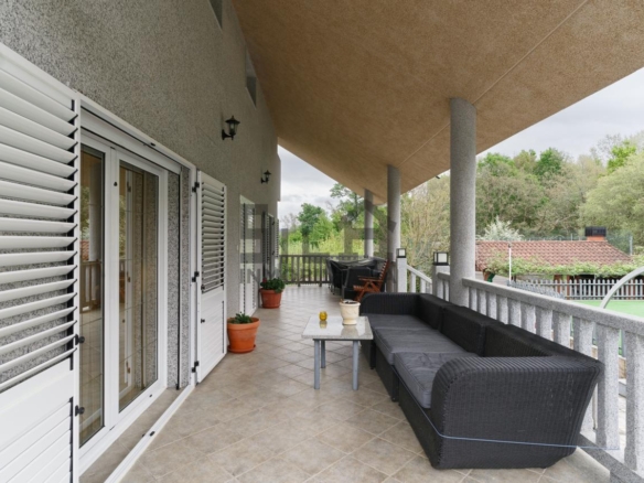 VENTA CHALET EN TABOADELA
