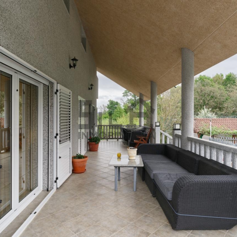 VENTA CHALET EN TABOADELA