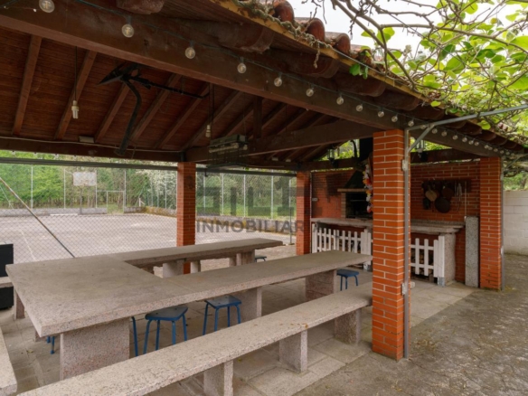VENTA CHALET EN TABOADELA