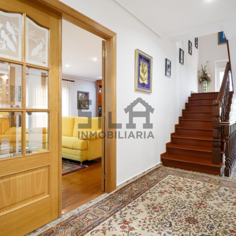 VENTA CHALET EN TABOADELA