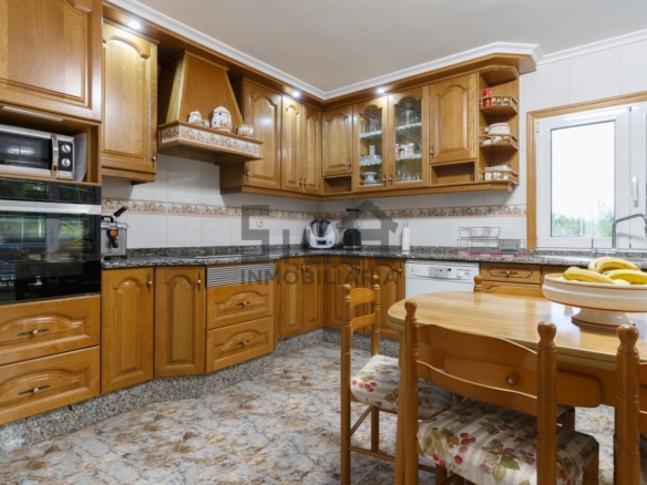 VENTA CHALET EN TABOADELA