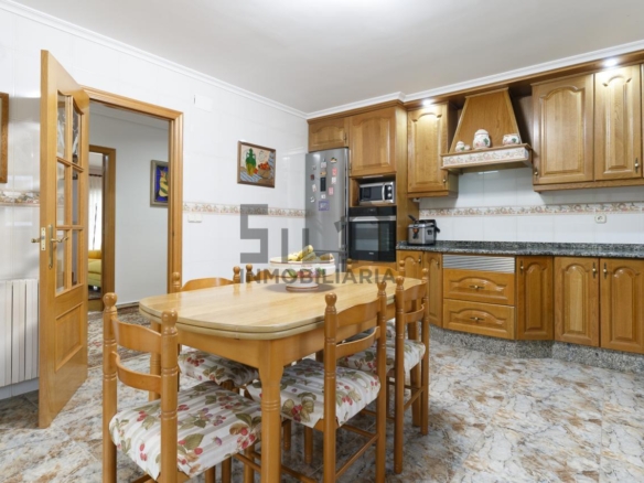 VENTA CHALET EN TABOADELA