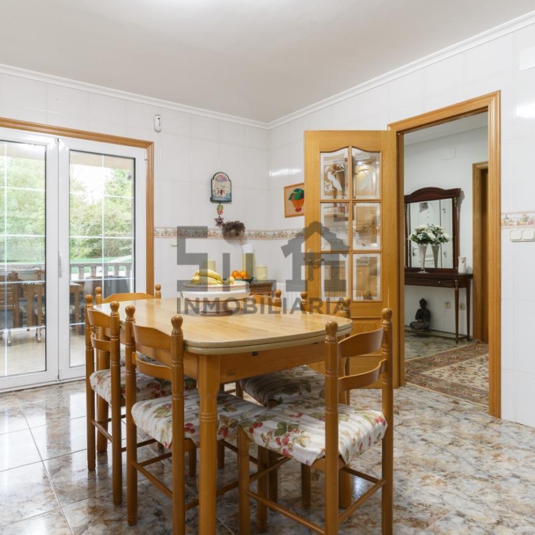 VENTA CHALET EN TABOADELA
