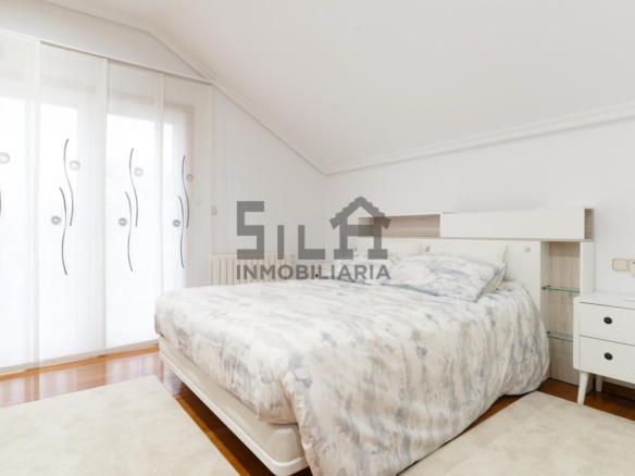 VENTA CHALET EN TABOADELA