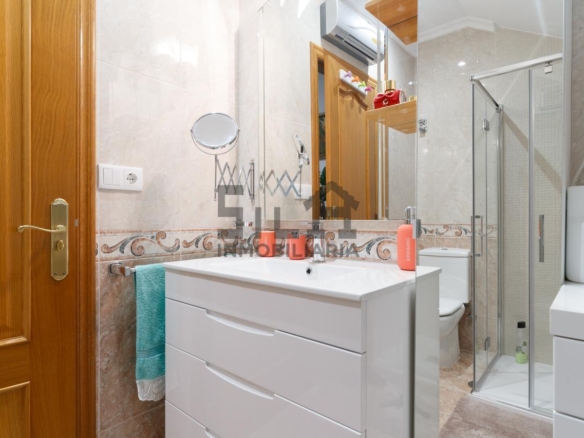 VENTA CHALET EN TABOADELA