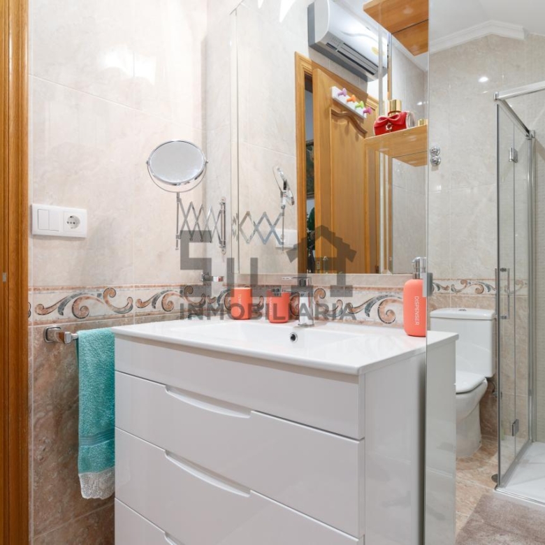 VENTA CHALET EN TABOADELA