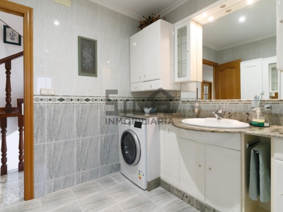 VENTA CHALET EN TABOADELA