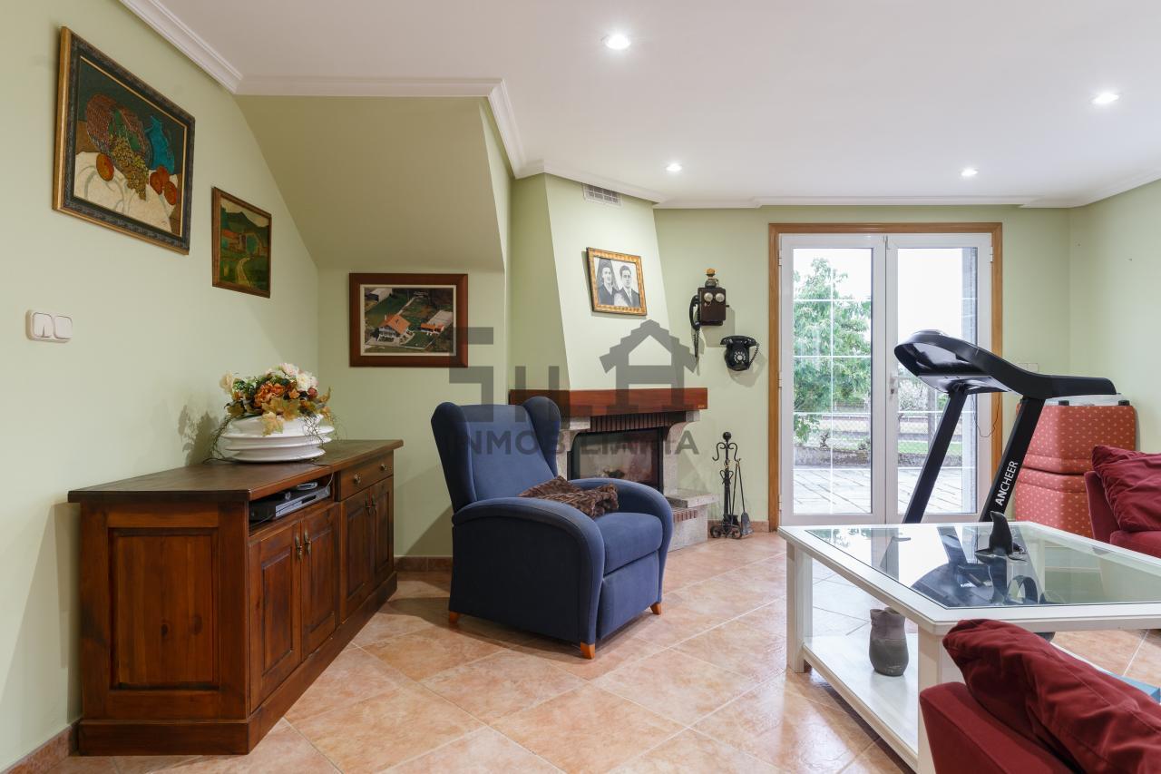 177635231580000044512_177627641634 VENTA CHALET EN TABOADELA