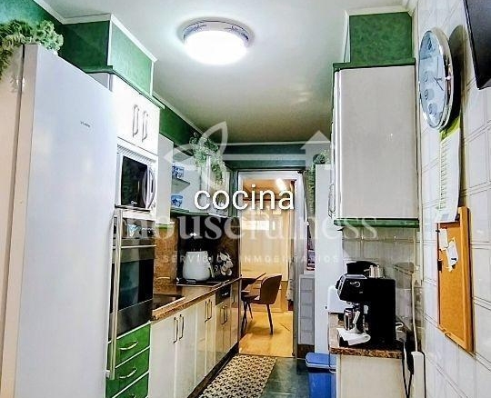 Vivienda + negocio en venta: oportunidad única para vivir y emprender