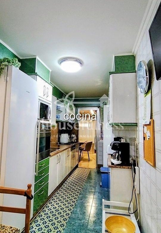 Vivienda + negocio en venta: oportunidad única para vivir y emprender