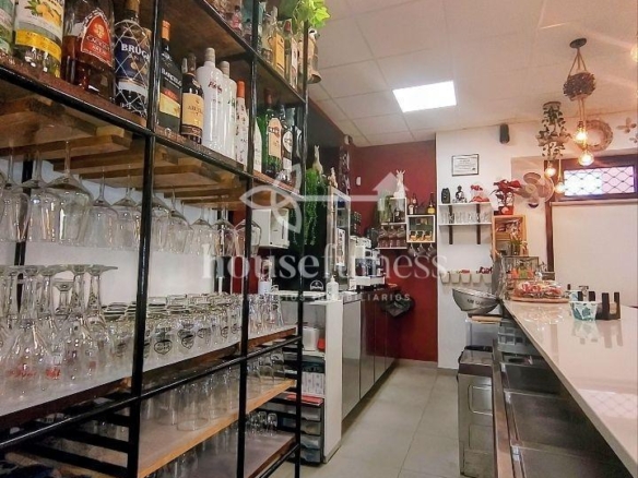 Vivienda + negocio en venta: oportunidad única para vivir y emprender