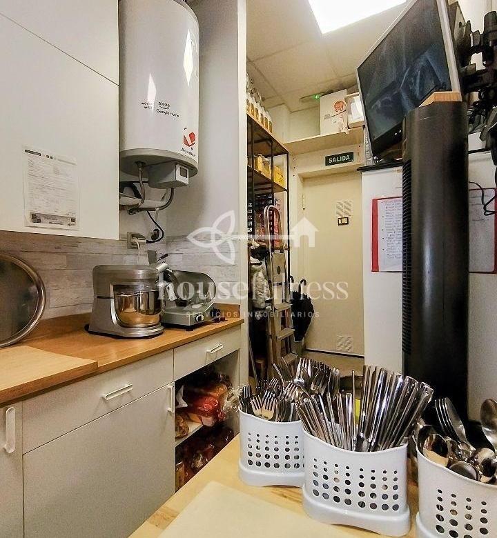 Vivienda + negocio en venta: oportunidad única para vivir y emprender