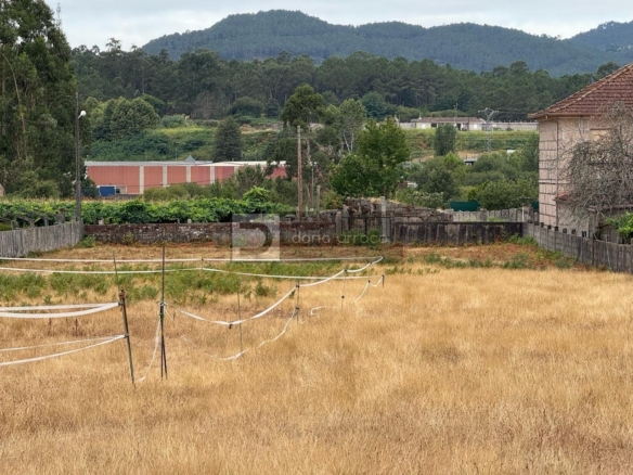 OPORTUNIDAD FINCA URBANIZABLE PROXIMA A TUI!!!!!
