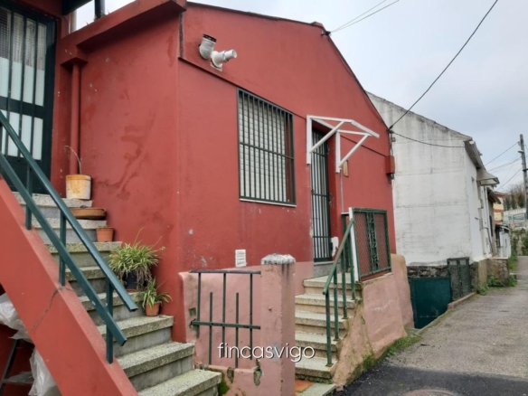 CASA A REFORMAR EN LAVADORES