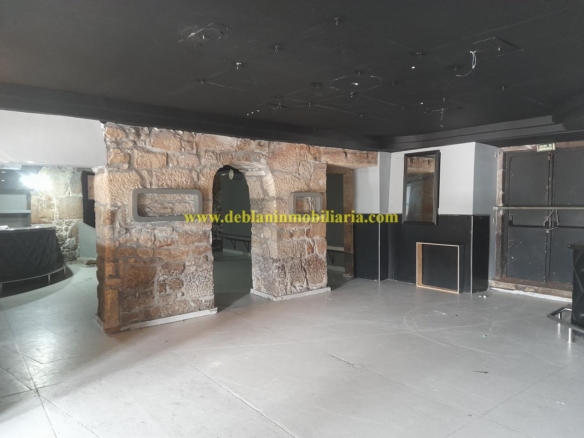 GRAN PROPIEDAD DE 745m2 EN LA ZONA MONUMENTAL DE TUI