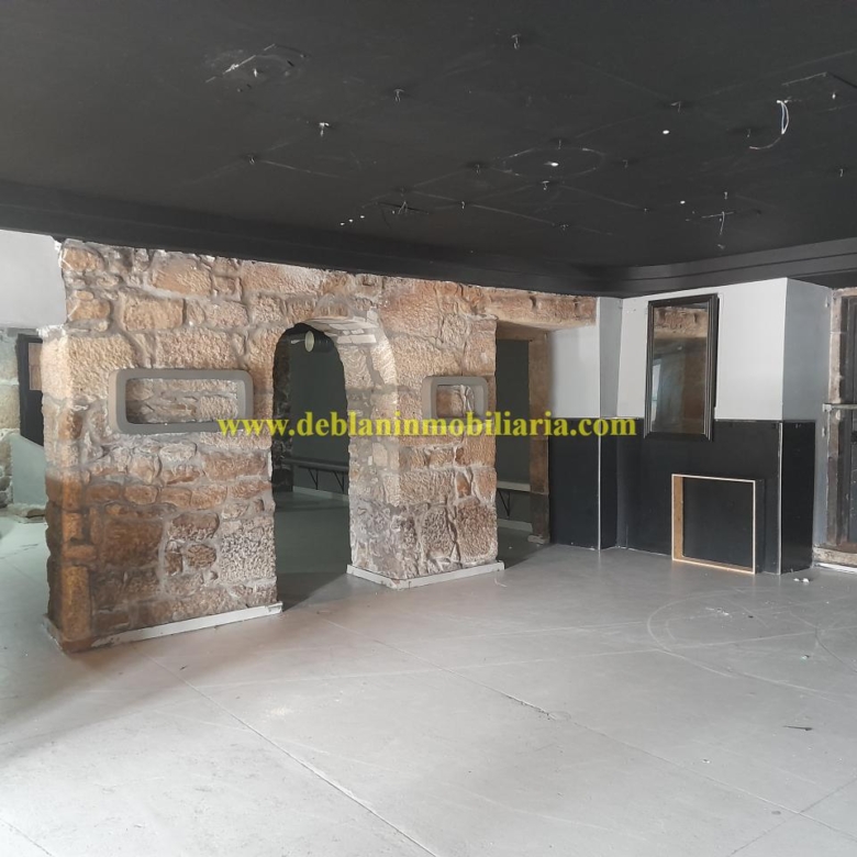 GRAN PROPIEDAD DE 745m2 EN LA ZONA MONUMENTAL DE TUI
