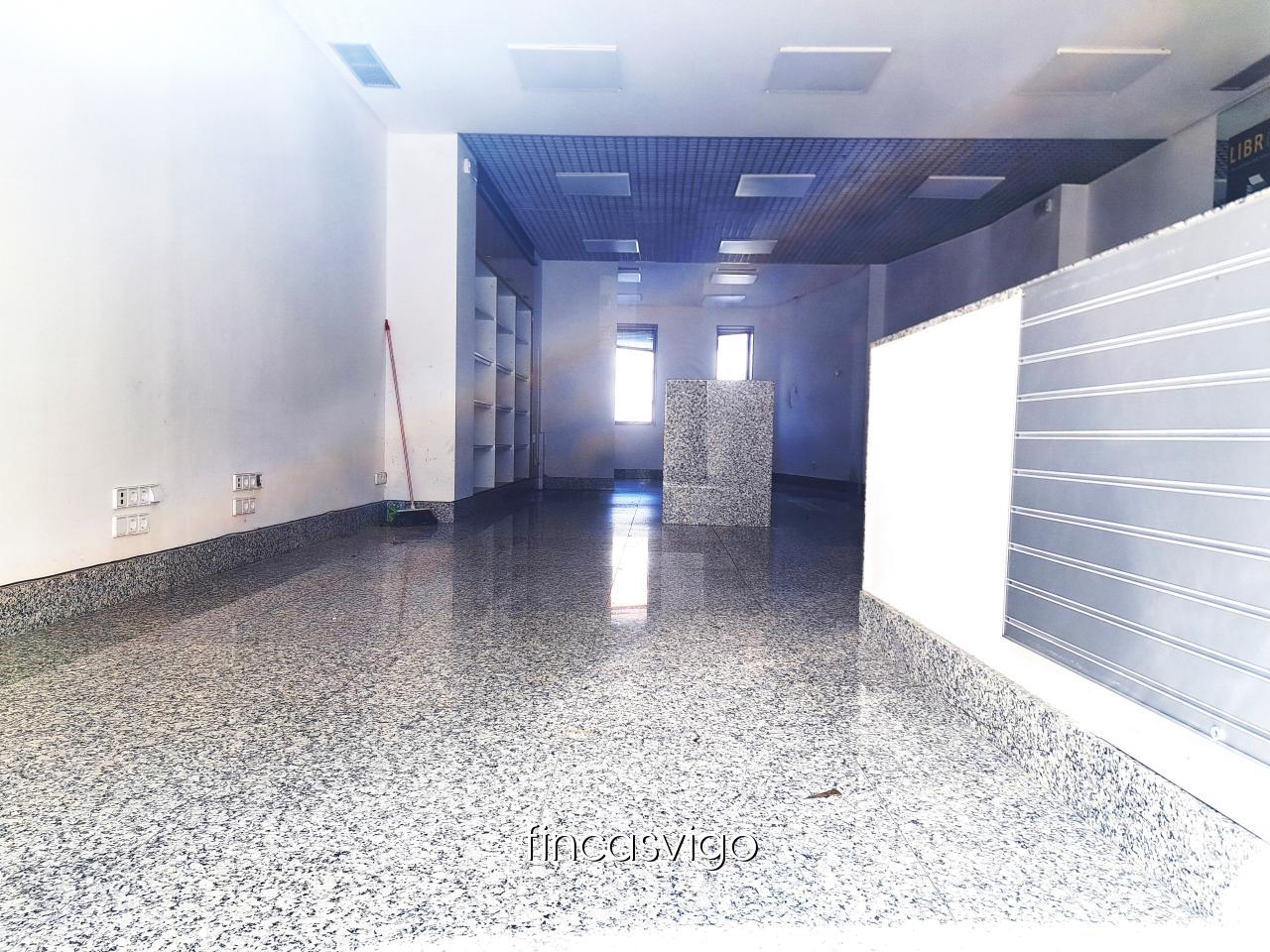 177756125836200029215_177738773132 Local en plena peatonal del Calvario