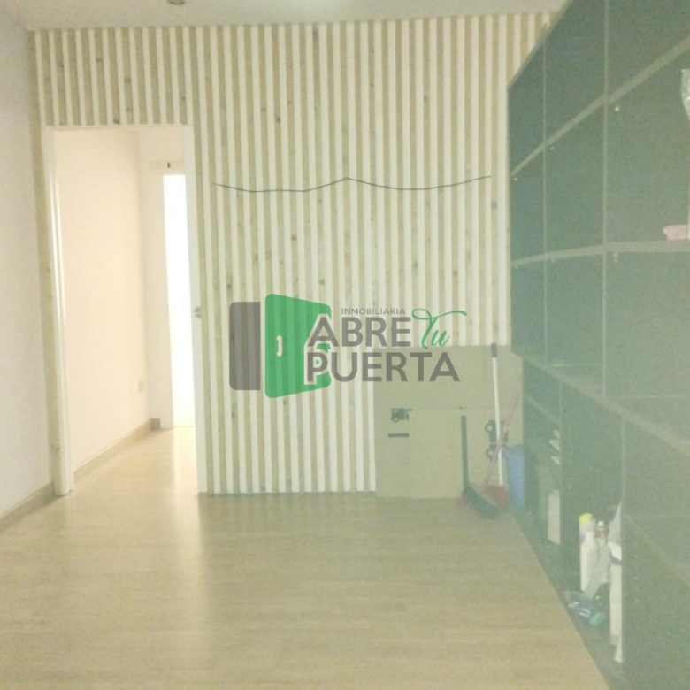 OFICINA EN ALQUILER