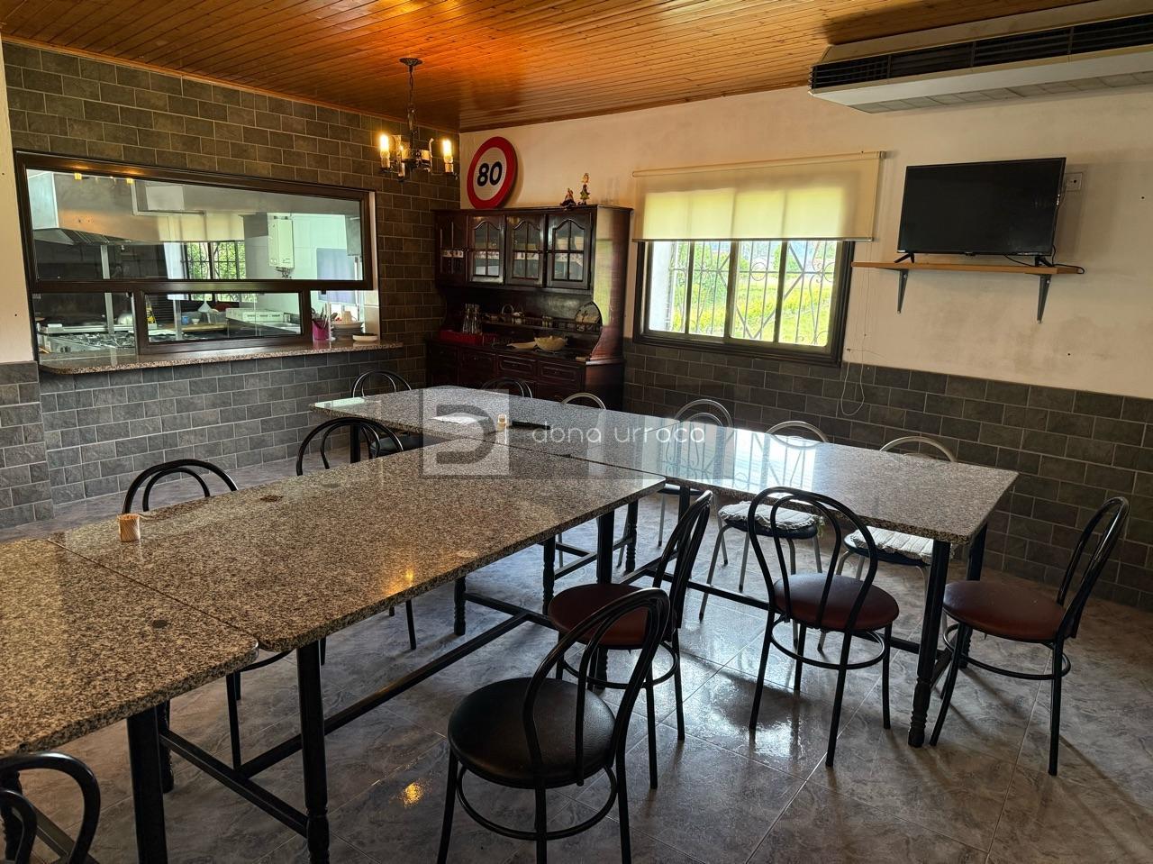 177823161735100029260_177822792948 ESPECTACULAR BAR- PARRILLADA EN TUI CON GRAN PARKING Y TERRAZA – ¡LISTO PARA FUNCIONAR!