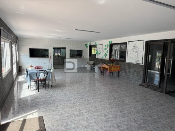 ESPECTACULAR BAR- PARRILLADA EN TUI CON GRAN PARKING Y TERRAZA – ¡LISTO PARA FUNCIONAR!