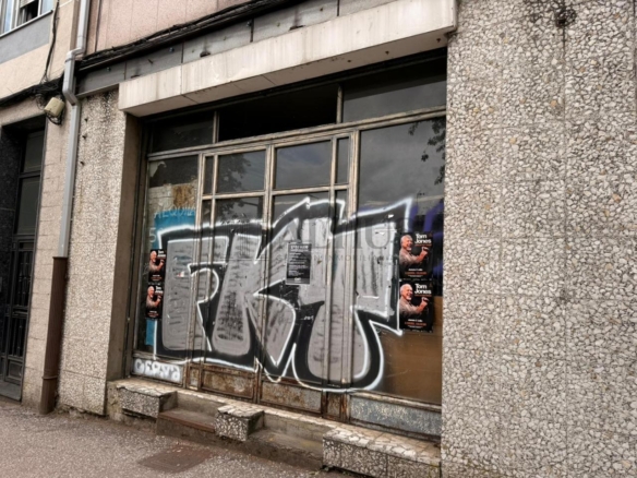 Local comercial en alquiler en Avenida Rodríguez de Viguri – 200 m² con opción de ampliación