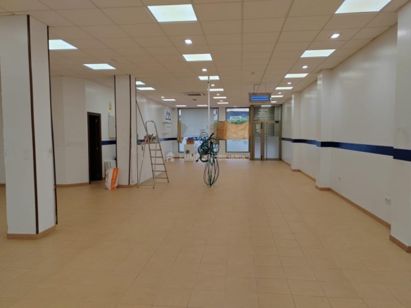 Local Comercial-Pontedeume