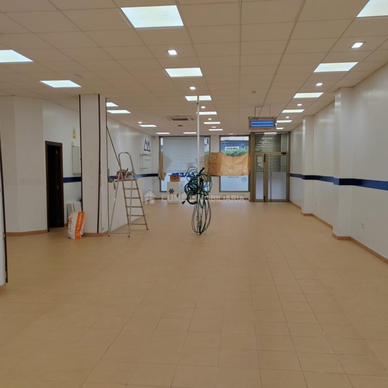 Local Comercial-Pontedeume
