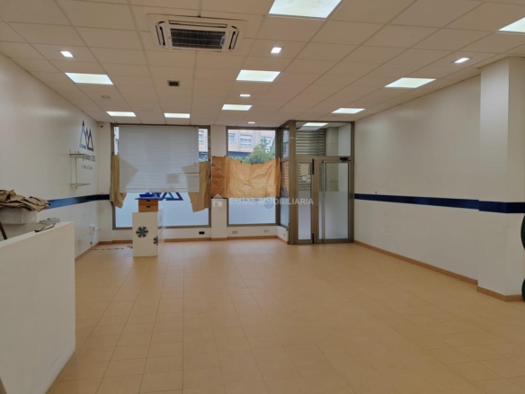 Local Comercial-Pontedeume