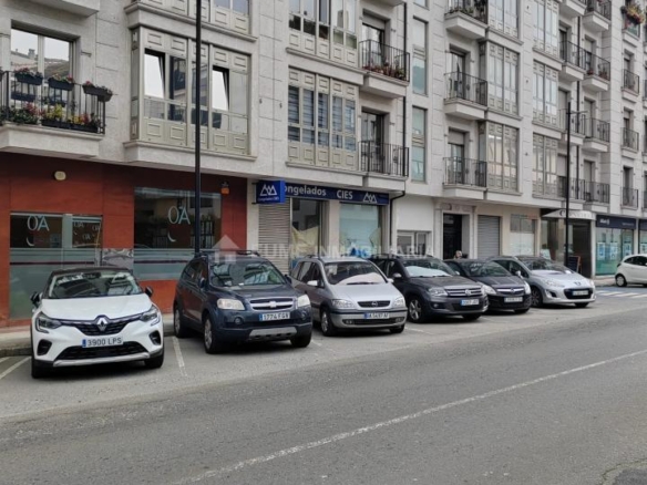 Local Comercial-Pontedeume