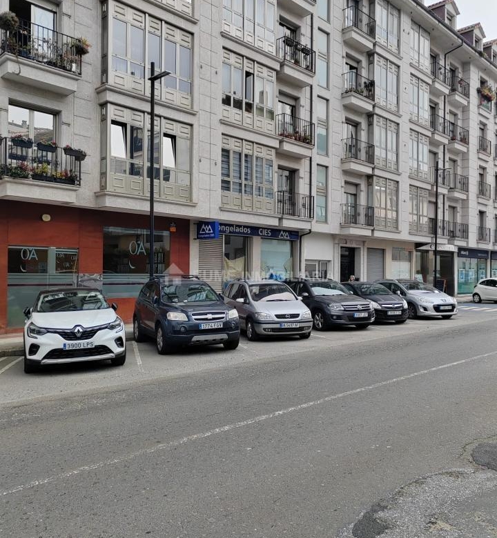 Local Comercial-Pontedeume
