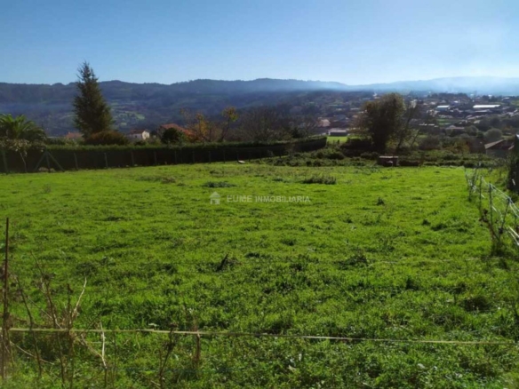 BONITA PARCELA CON VISTAS
