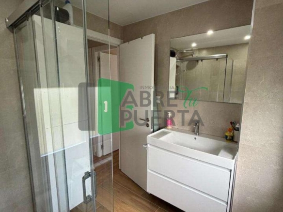 PISO EN VENTA EN LA ZONA DE LAGUNAS, CERCA DE LA UNIVERSIDAD