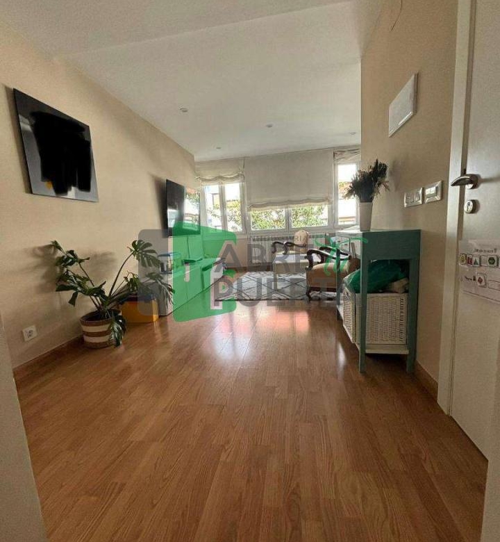 PISO EN VENTA EN LA ZONA DE LAGUNAS, CERCA DE LA UNIVERSIDAD